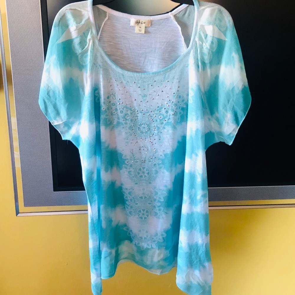 🌞Sheer mint green & white summer shirt